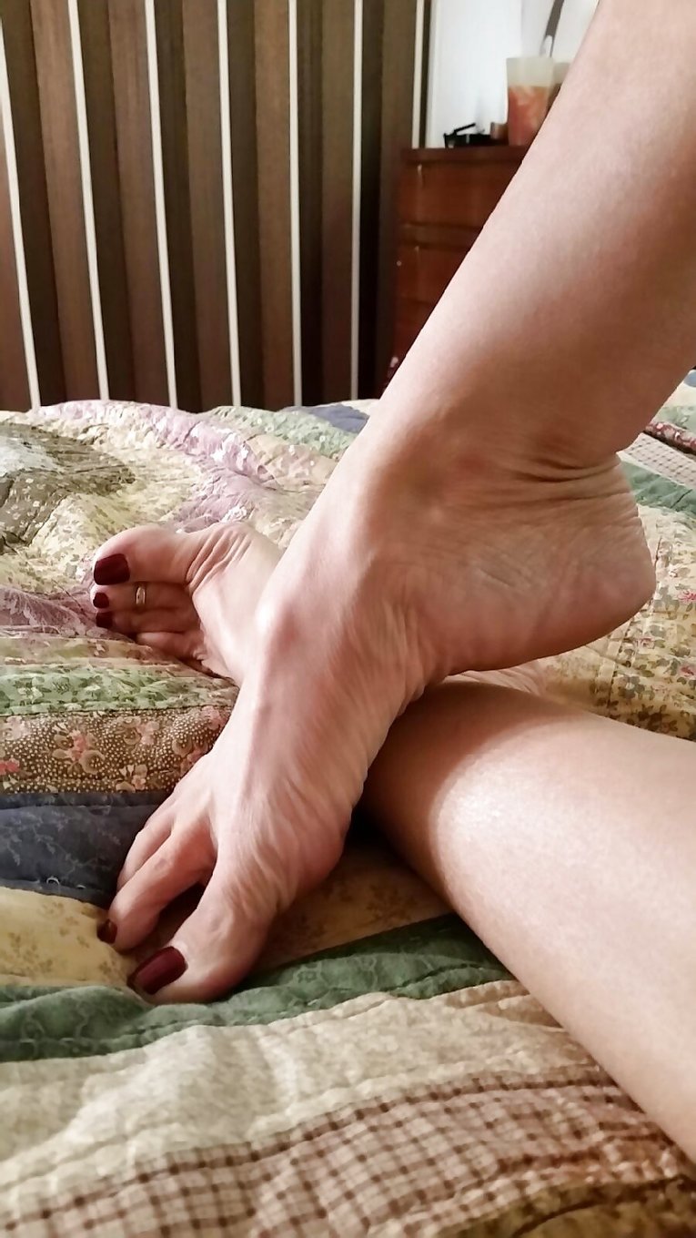 Milf Feet Porn Pics